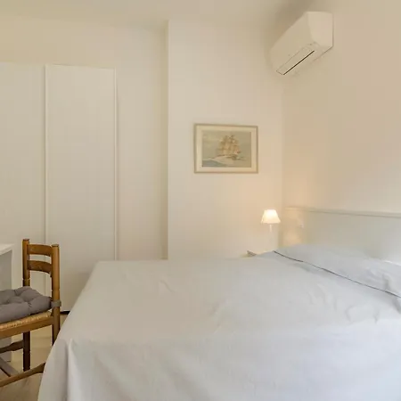 Rivierarent Castelfranco Fronte Mare Апартаменты Финале Лигуре