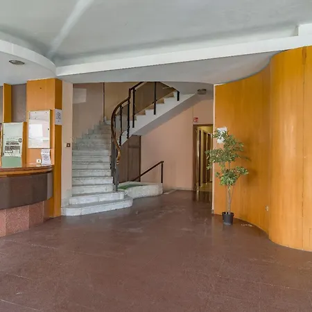 Апартаменты Rivierarent Castelfranco Fronte Mare Финале Лигуре