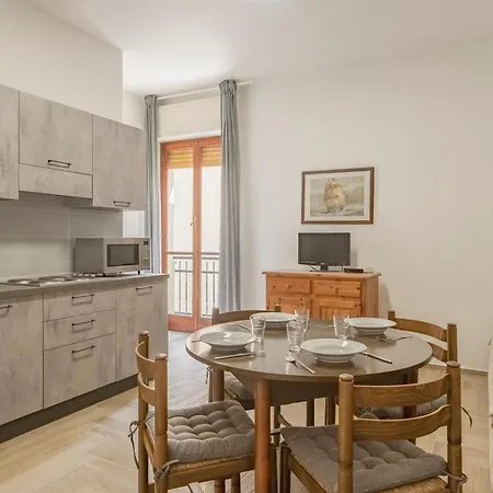 Rivierarent Castelfranco Fronte Mare Апартаменты *